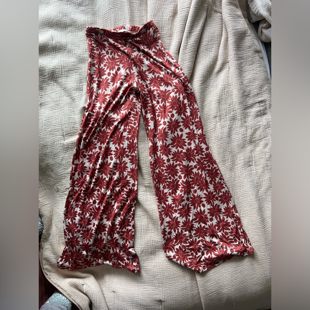 Brand New w/ Tags Resa Santorini Set in Dolce